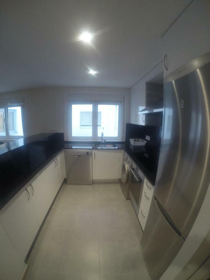 Cerca De Riazor, 3 Habitaciones, Impecable A Coruña Buitenkant foto