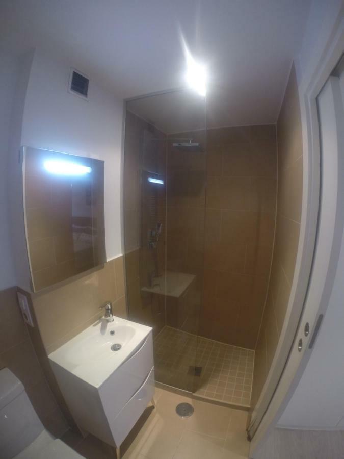 Cerca De Riazor, 3 Habitaciones, Impecable A Coruña Buitenkant foto